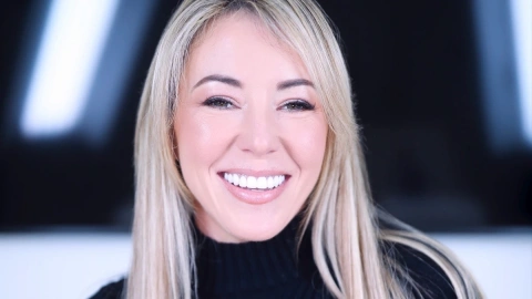 Ashley Tee Devours a Huge Cock - AA Porn